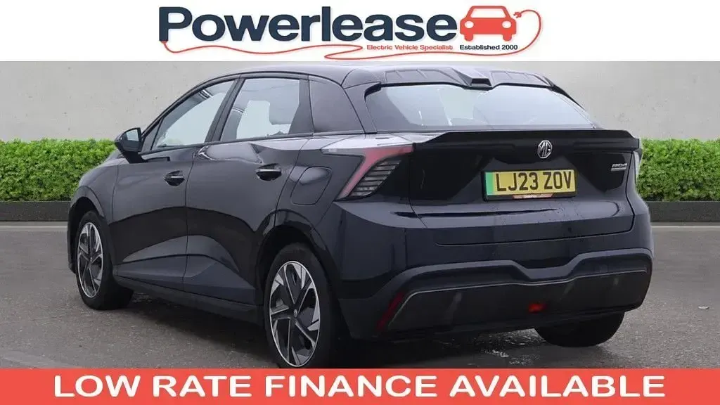 Used MG MG4 EV SE 63 kW (87 HP) 2023 Black Hatchback
