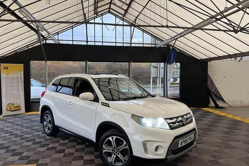 White Used 2016 Suzuki Vitara SZ5 Hatchback | £4,995 - Image 1/1