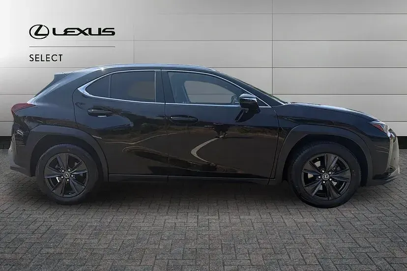 Used Lexus UX 181 HP (133 kW) 2023 Velvet black SUV