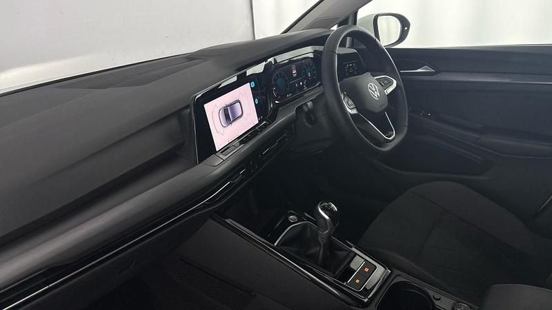 Used VW Golf VIII Edition 150 HP (110 kW) 2023 White Hatchback