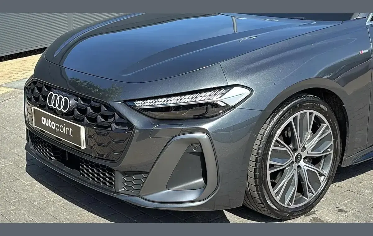 Used Audi A5 S-Line 200 HP (147 kW) 2025 Grey Sedan