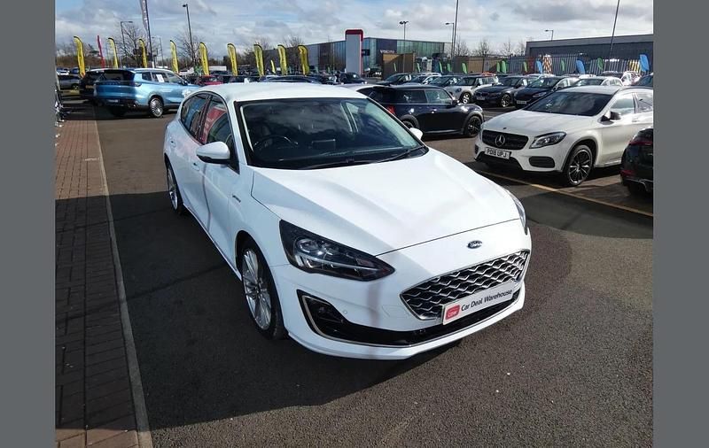 Used Ford Focus Vignale 147 HP (108 kW) 2021 White Hatchback