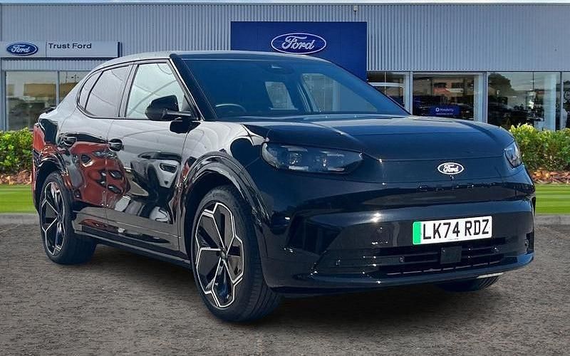 Used 2025 Ford Capri Premium Estate | £33,878 (Super price) - Image 1/4