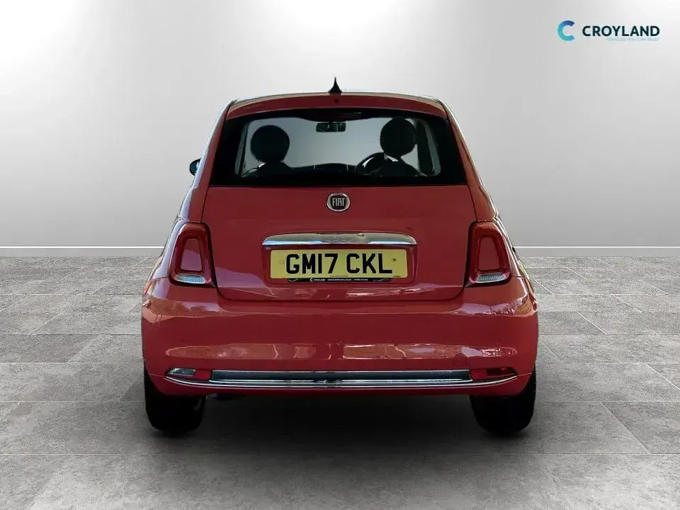 Used Fiat 500 Lounge 85 HP (62 kW) 2017 Pink Hatchback