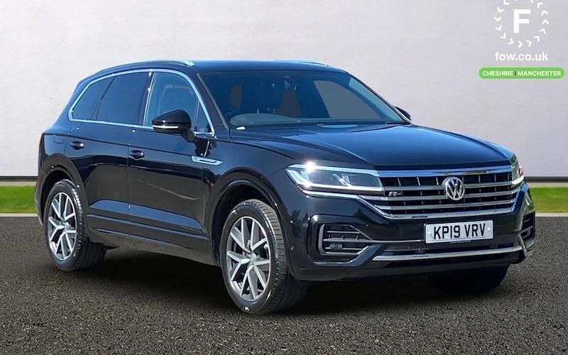 Used 2023 VW Touareg R-line SUV | £28,199 - Image 1/4