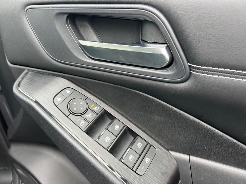 Used Nissan Qashqai Acenta Premium 2023 Grey SUV