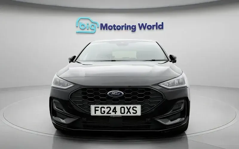 Used Ford Focus ST-Line 125 HP (91 kW) 2024 Black Hatchback