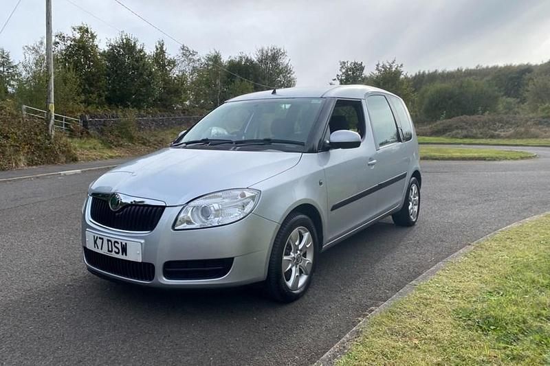 Silver Used 2009 Skoda Roomster Estate | £4,995 (A bit pricey) - Image 1/1