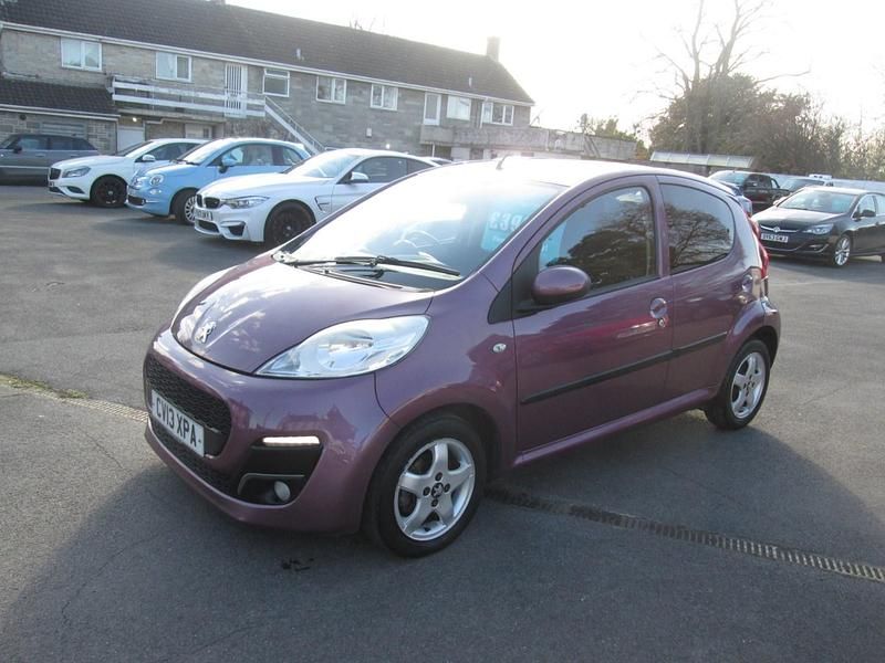 Used Peugeot 107 Allure 68 HP (50 kW) 2013 Mauve Hatchback
