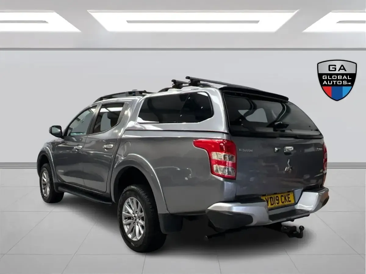 Used Mitsubishi L200 Warrior 181 HP (133 kW) 2019 Grey Pickup