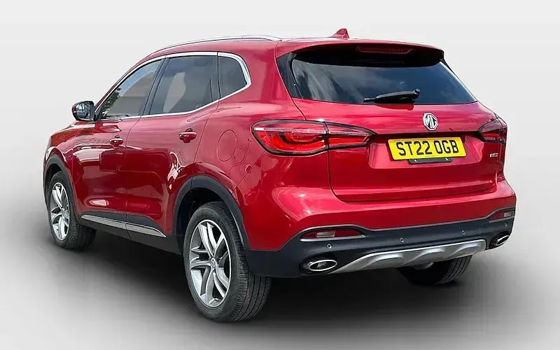 Used MG HS Exclusive 162 HP (119 kW) 2022 Red SUV