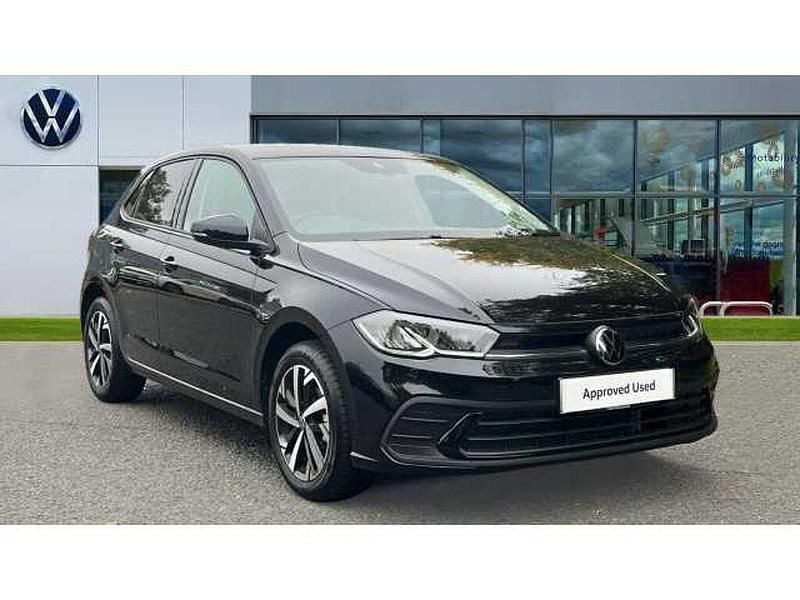 Deep black pearl New 2025 VW Polo Match Hatchback | £21,118 (Fair price) - Image 1/4