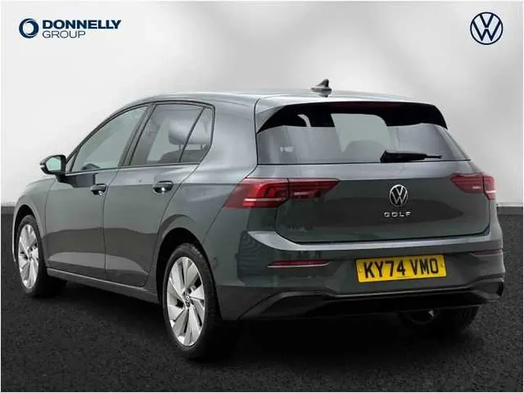 Used VW Golf VIII 115 HP (84 kW) 2024