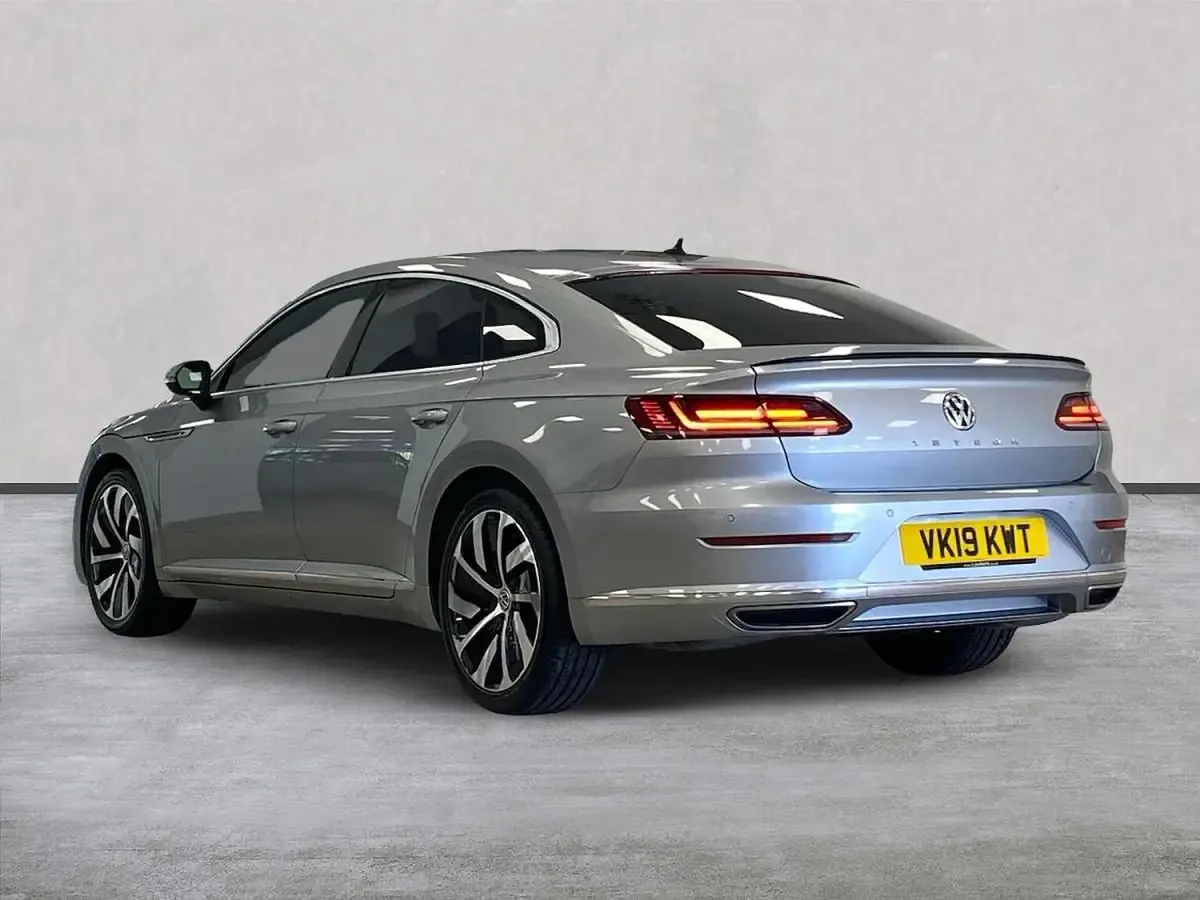 Used VW Arteon R-line 150 HP (110 kW) 2019 Silver Hatchback