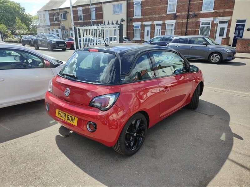 Second-hand Vauxhall Adam S 2018 Roșu Hatchback