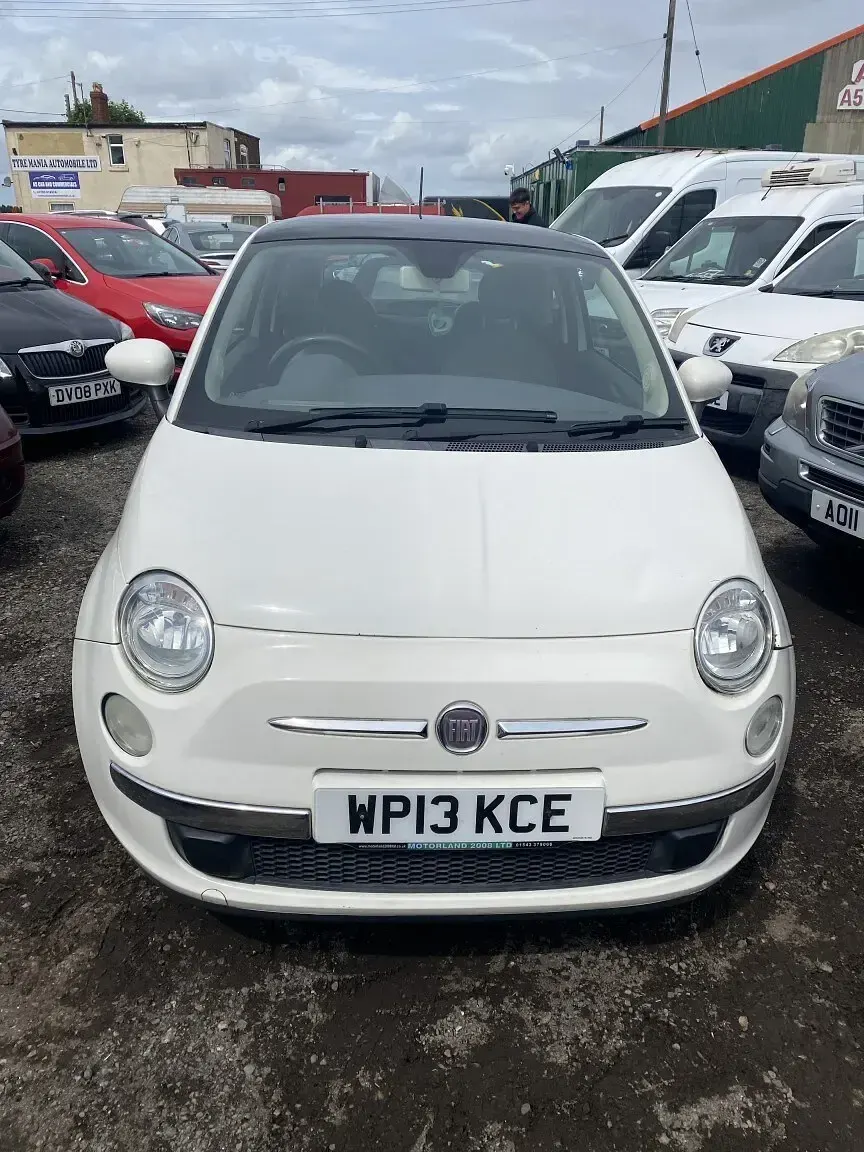 Used Fiat 500 Lounge 69 HP (50 kW) 2013 White Hatchback