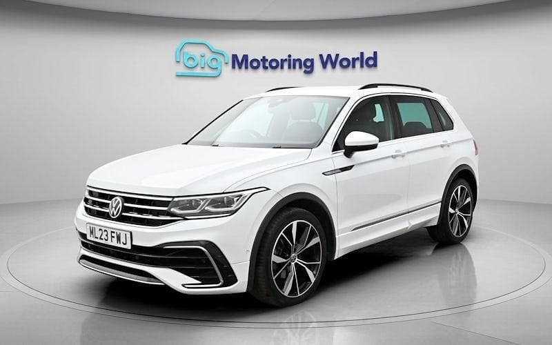 Used VW Tiguan R-line 150 HP (110 kW) 2023 White SUV