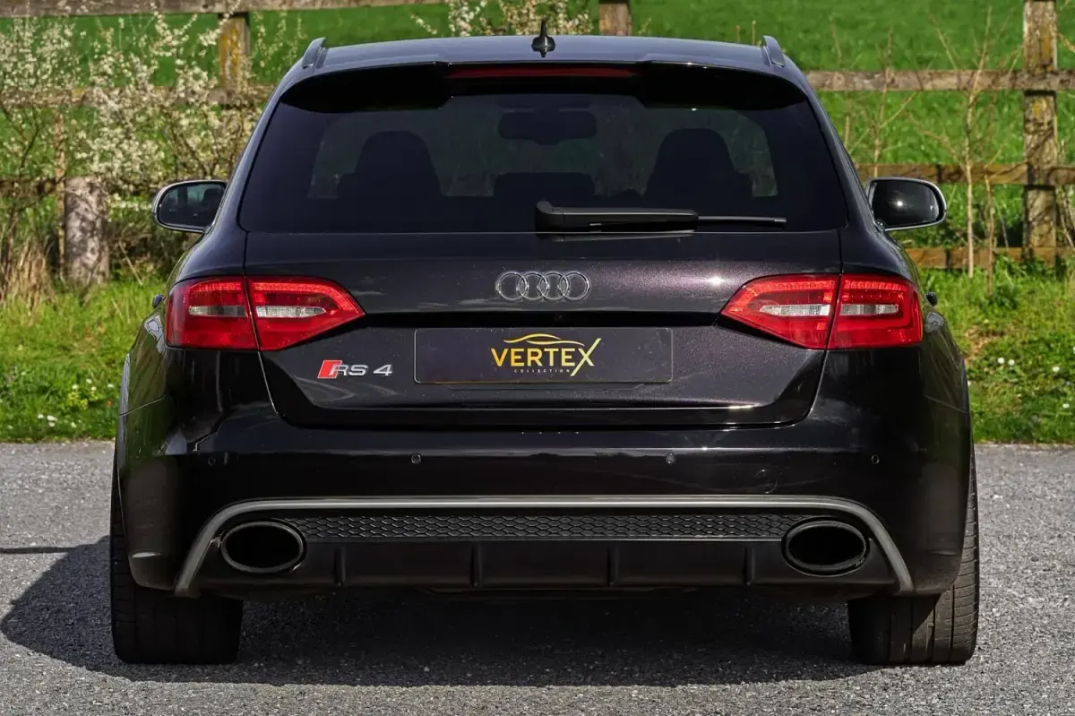 Used Audi RS4 Performance 450 HP (330 kW) 2014 Black Estate