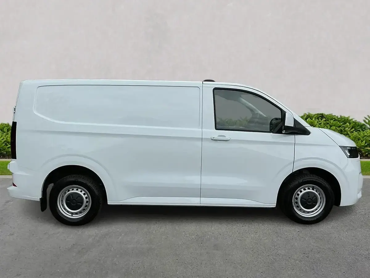 New VW T7 100 kW (136 HP) 2025 White Van