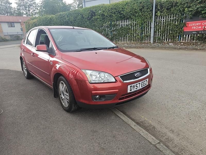 Red Used 2007 Ford Focus Ghia Hatchback | £690 (Fair price) - Image 1/4