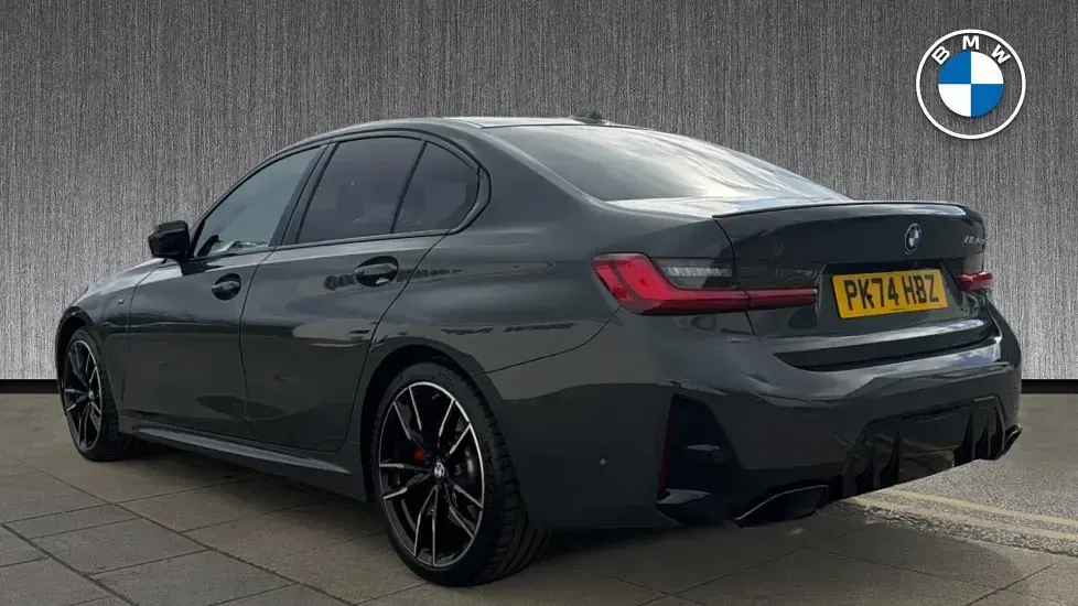 Usado BMW M340 Comfort Edition 335 HP (246 kW) 2024 Cinzento Sedan