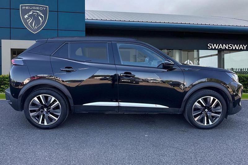 Used Peugeot e-2008 Premium 98 kW (134 HP) 2021 Black SUV