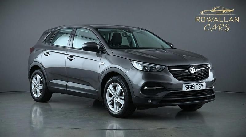 Used Vauxhall Grandland X 2019 Grey SUV