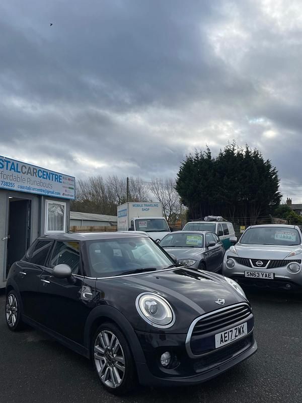Black Used 2017 Mini Cooper D Hatch Hatchback | £3,750 (Good price) - Image 1/4