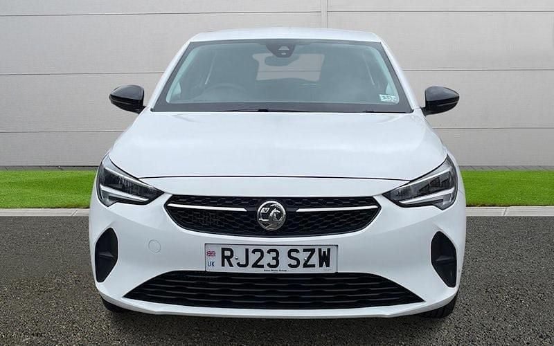 Używany Vauxhall Corsa Design Edition 101 KM (74 kW) 2023 Biały Hatchback