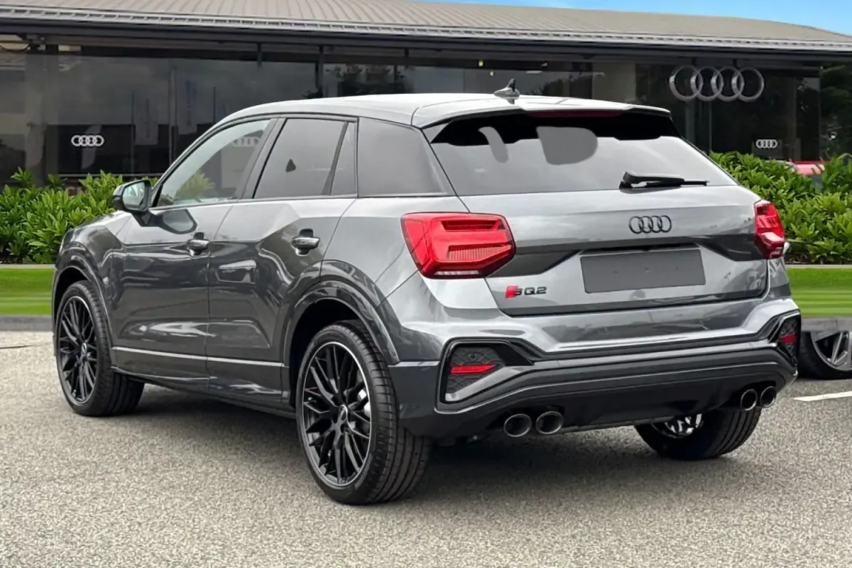 Nowe Audi SQ2 Black Edition 300 KM (220 kW) 2026 Szary SUV