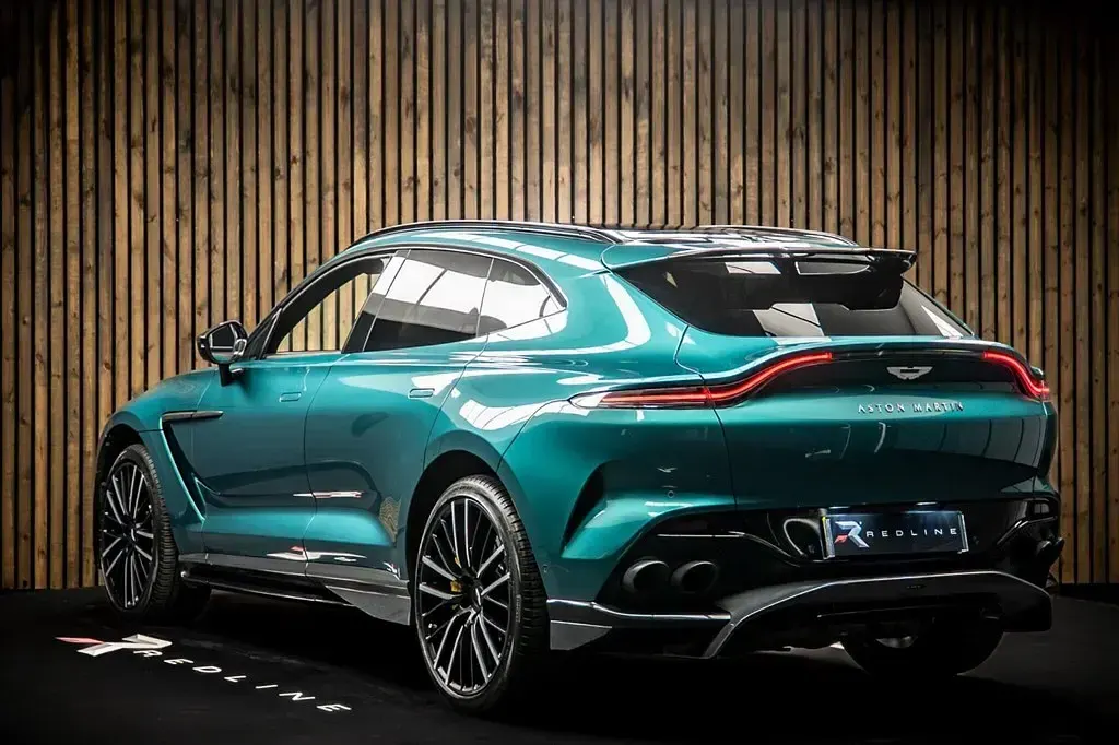 Used Aston Martin DBX 2023 Green SUV