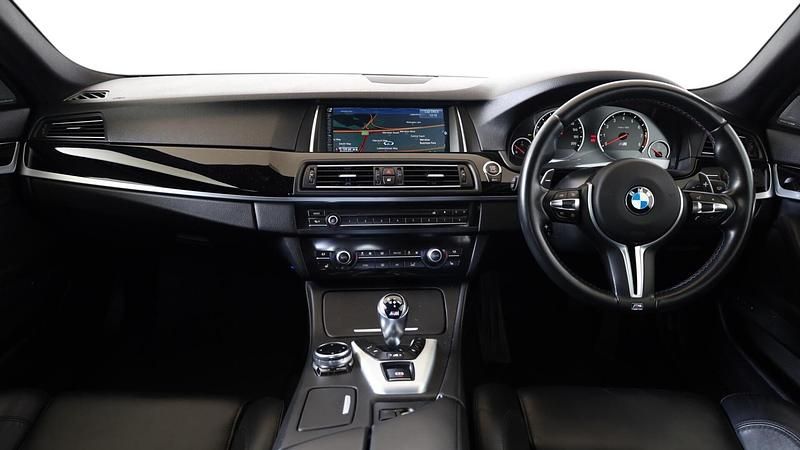 Used BMW M5 Comfort Edition 552 HP (405 kW) 2014 Black Sedan
