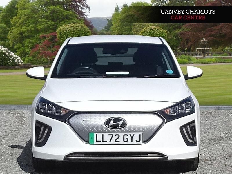 Used Hyundai Ioniq Premium 100 kW (136 HP) 2023 White Hatchback