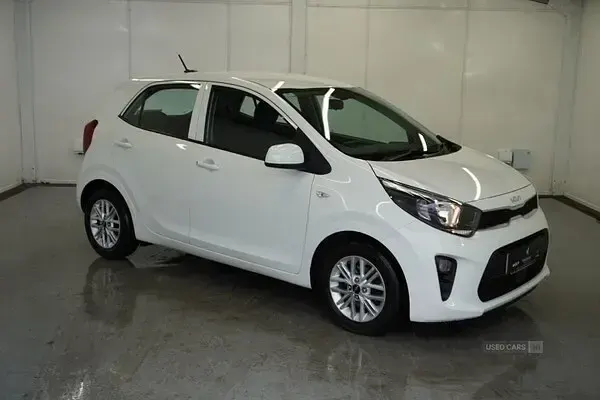 Used Kia Picanto 67 HP (49 kW) 2022 White Hatchback