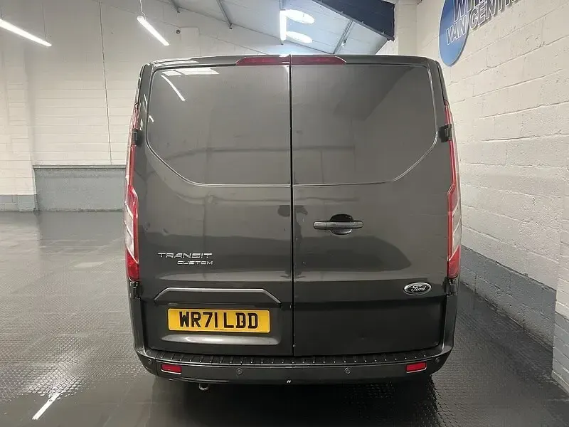 Used Ford Transit Custom Limited 130 HP (95 kW) 2021 Grey Van