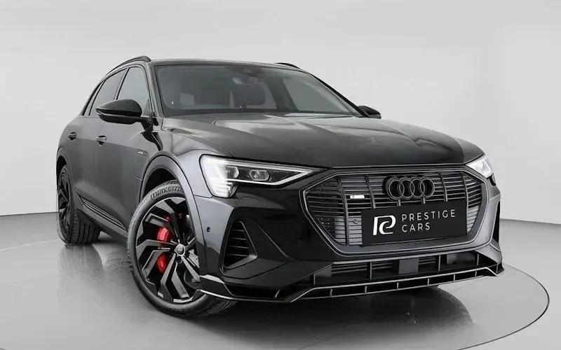 Usado Audi e-tron Black Edition 230 kW (313 HP) 2021 SUV