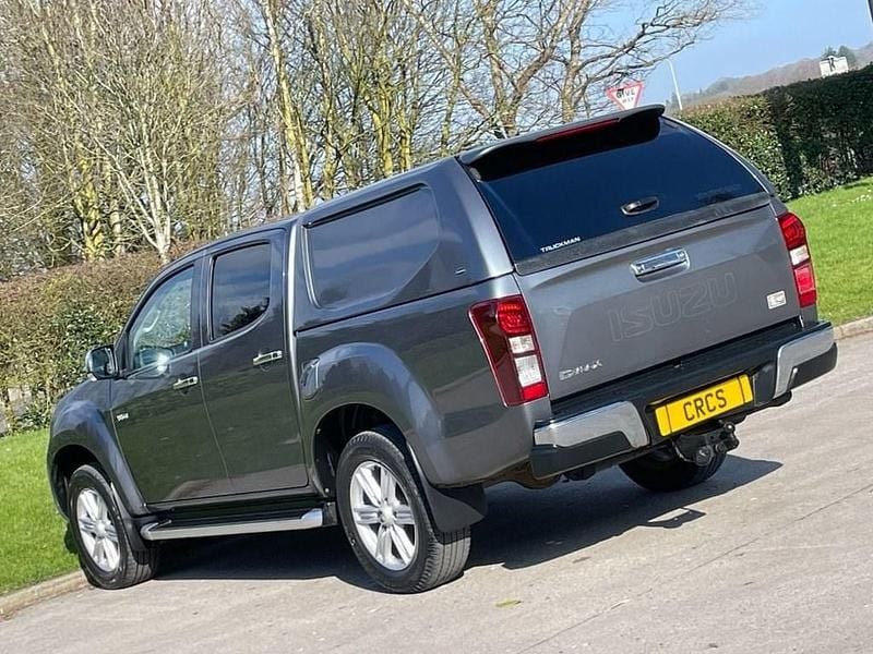 Used Isuzu Pick up 164 HP (120 kW) 2018 Grey Pickup