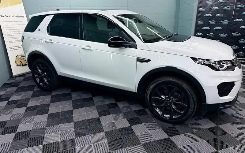 Used Land Rover Discovery Sport Landmark 179 HP (131 kW) 2019 SUV