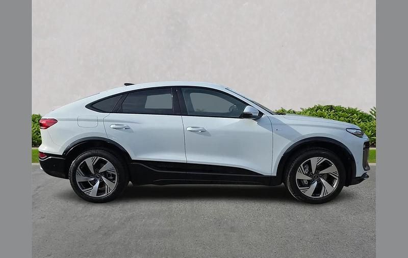 New Audi Q6 e-tron S-Line 182 kW (248 HP) 2025 Other SUV