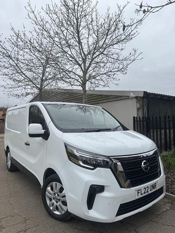 Used Nissan Primastar Tekna 2022 White MPV