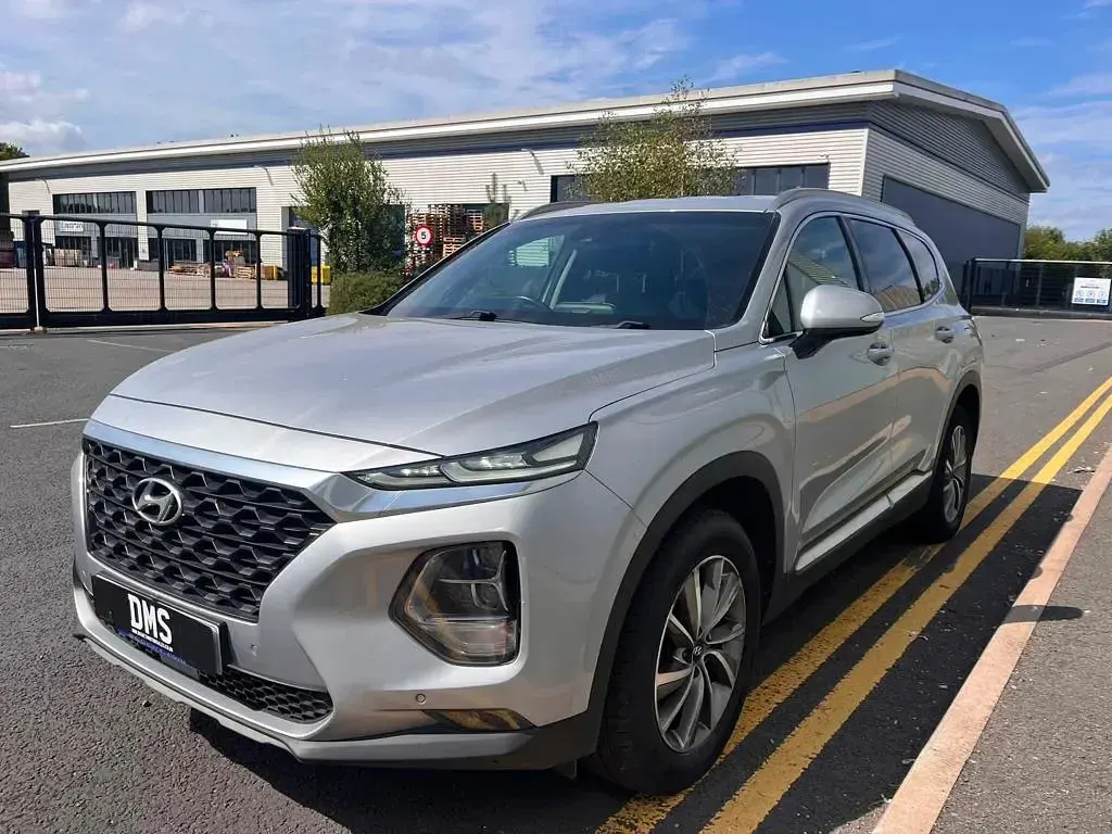 Used Hyundai Santa Fe Premium 2018 Silver SUV