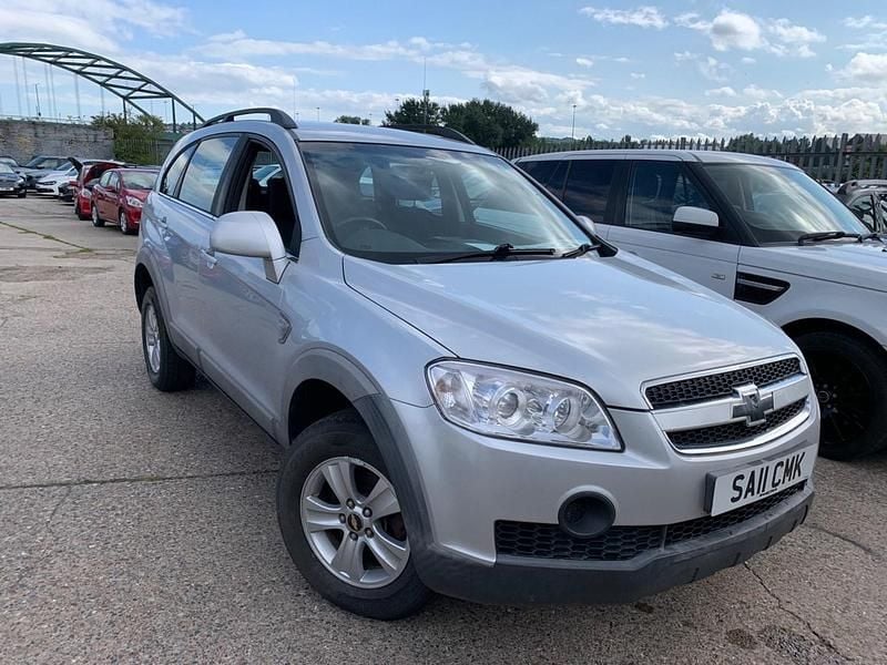 Silver Used 2011 Chevrolet Captiva LS SUV | £2,499 - Image 1/4