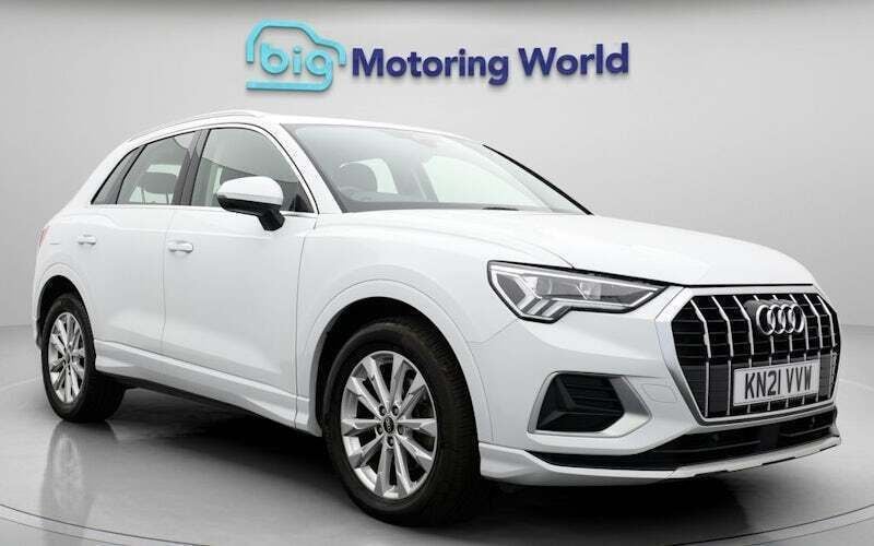 Used 2026 Audi Q3 Sport SUV | £23,500 - Image 1/4