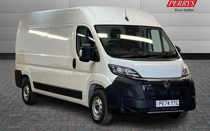 New 2025 Peugeot Boxer Van | £26,400 (Fair price) - Image 1/4