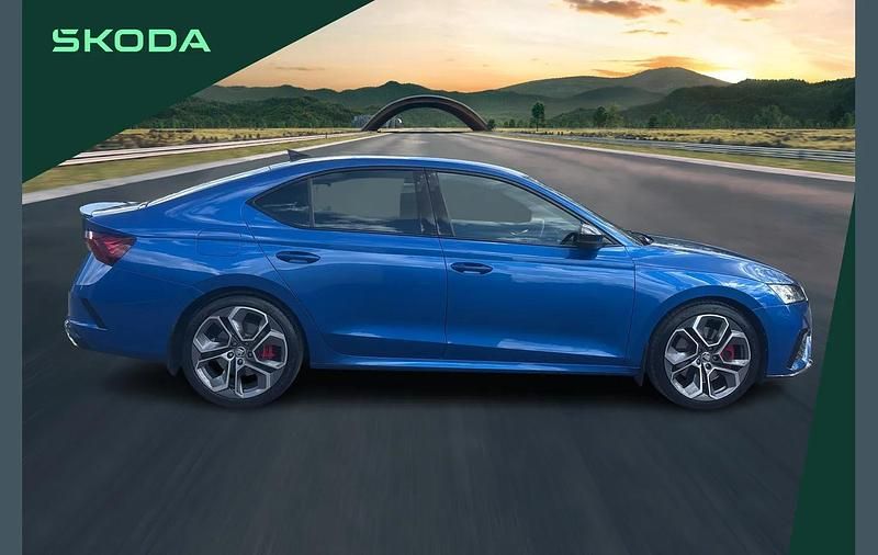 Used Skoda Octavia vRS 245 HP (180 kW) 2023 Blue Hatchback