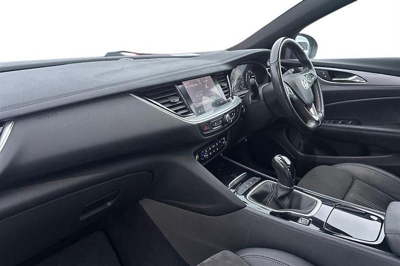 Used Vauxhall Insignia Ultimate 122 HP (89 kW) 2021 Navy blue Hatchback