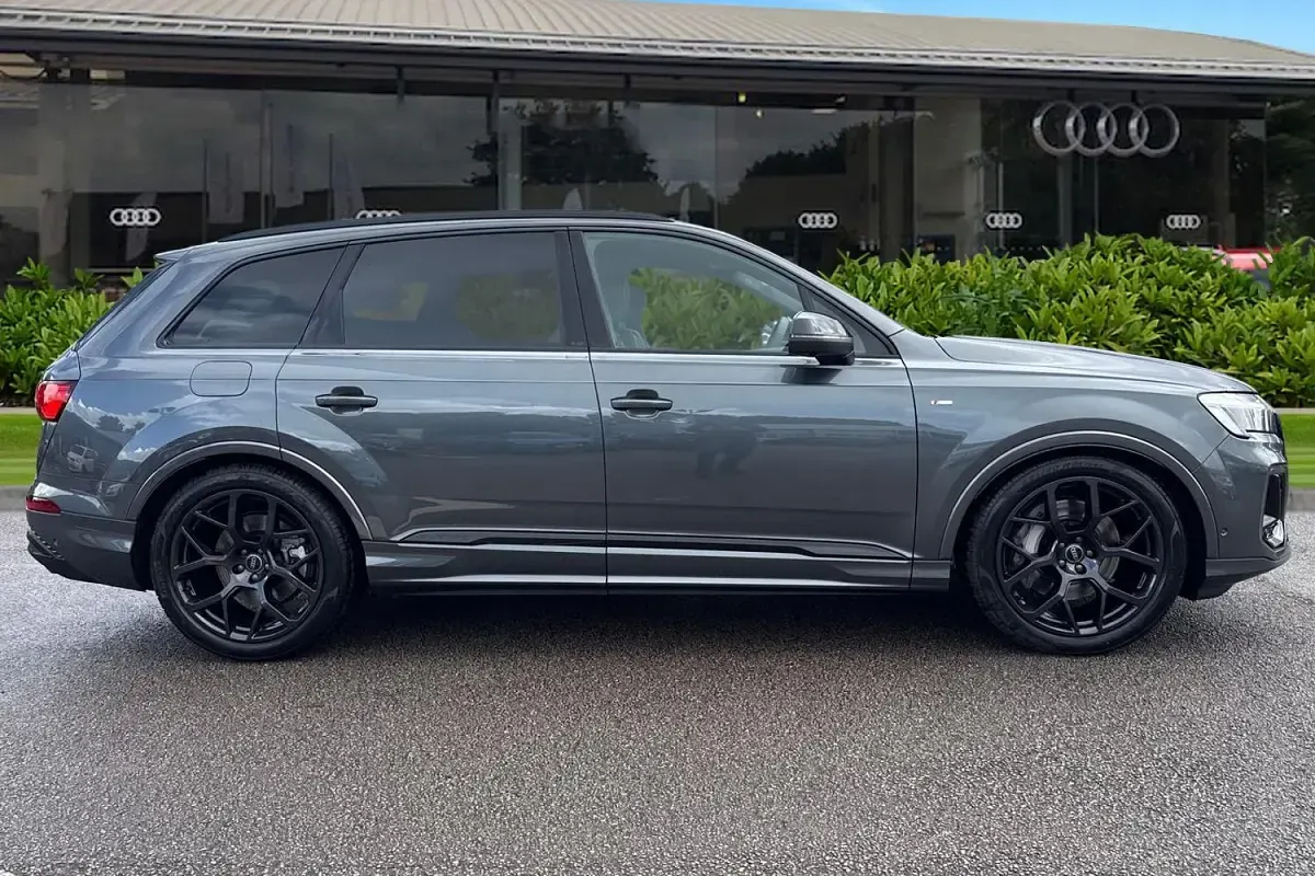 New Audi Q7 Black Edition 2026 Grey SUV