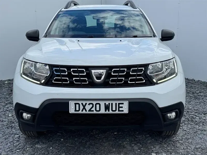 Used Dacia Duster Essentiel 100 HP (73 kW) 2020 White SUV