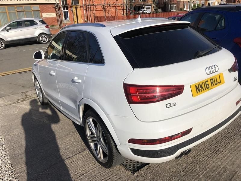 Używany Audi Q3 S-line plus 184 KM (135 kW) 2016 Biały SUV
