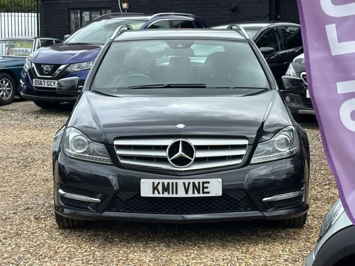 Second-hand Mercedes C220 2011 Negru Break